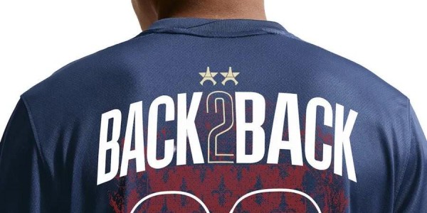 爱游戏体育官方入口-法媒：巴黎两连欧冠限量版球衣5天内售罄，未来将在线上补货