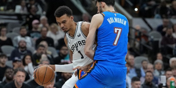 爱游戏体育-复仇马刺！联盟第一轰4连胜，亚历山大创NBA第2神迹，文班险受伤