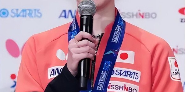 爱游戏体育官方网站-早田希娜直言丢2分很懊悔，豪言28年福冈复仇夺冠！日媒发声维护
